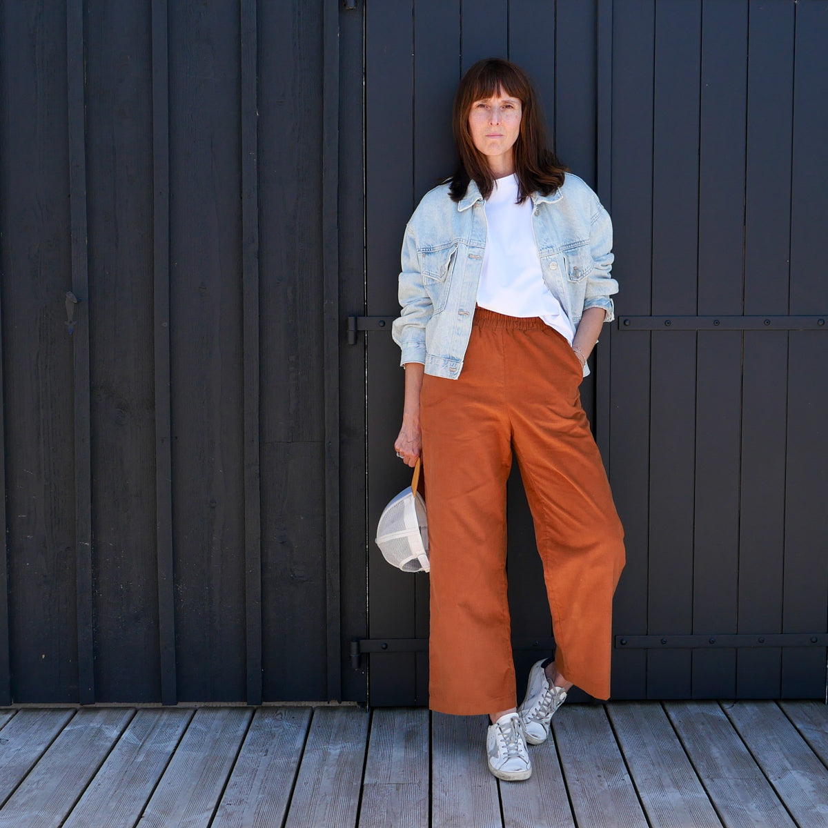 ikat-e-tissus-velours-milleraies-fin-camel-uni-au-m-tre image 3