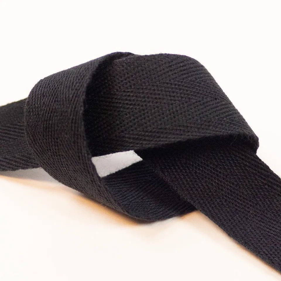 ikat-e-mercerie-ruban-serge-coton-noir-20-mm image 1