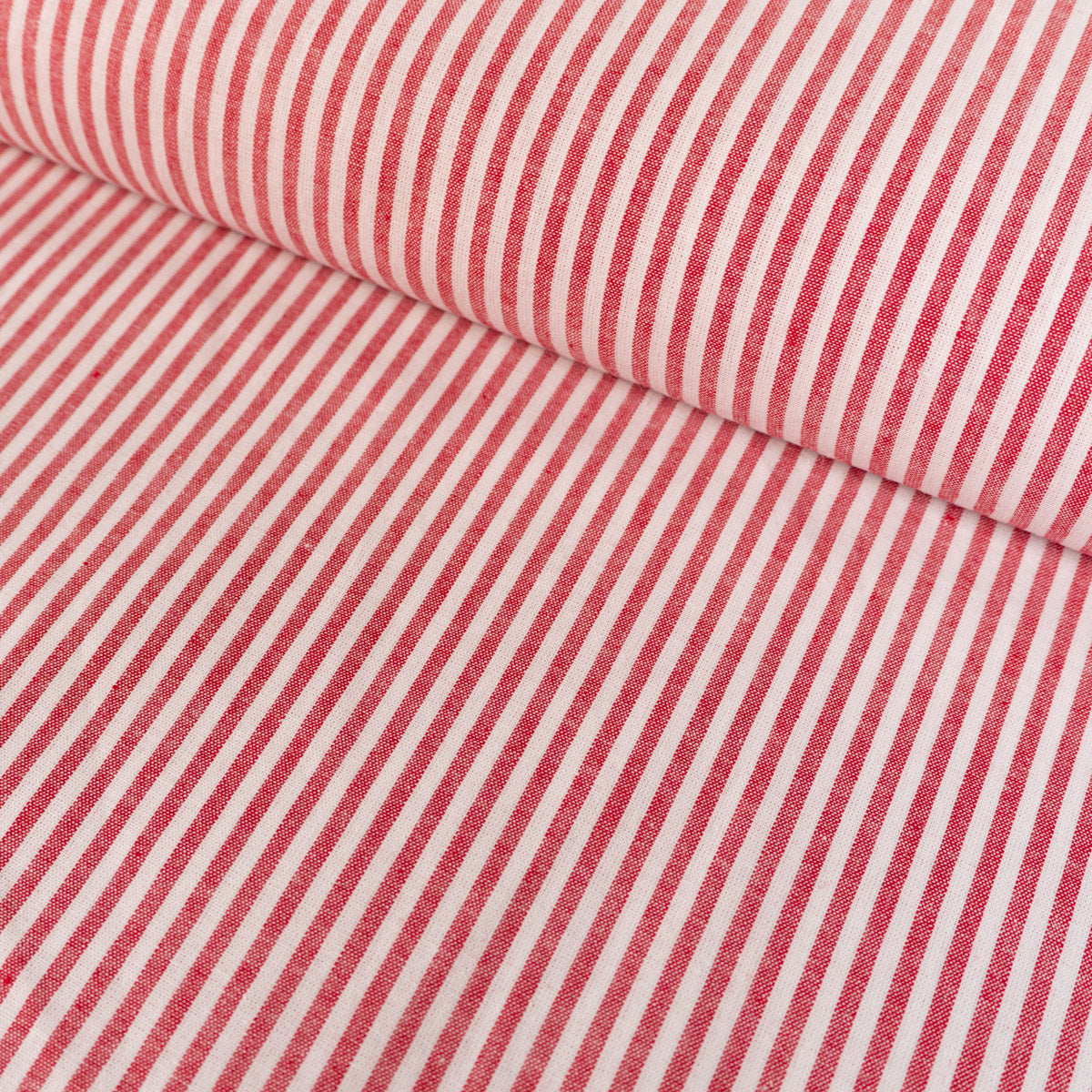 ikat-e-popeline-tissu-coton-rayures-rouge-et-blanc image 1