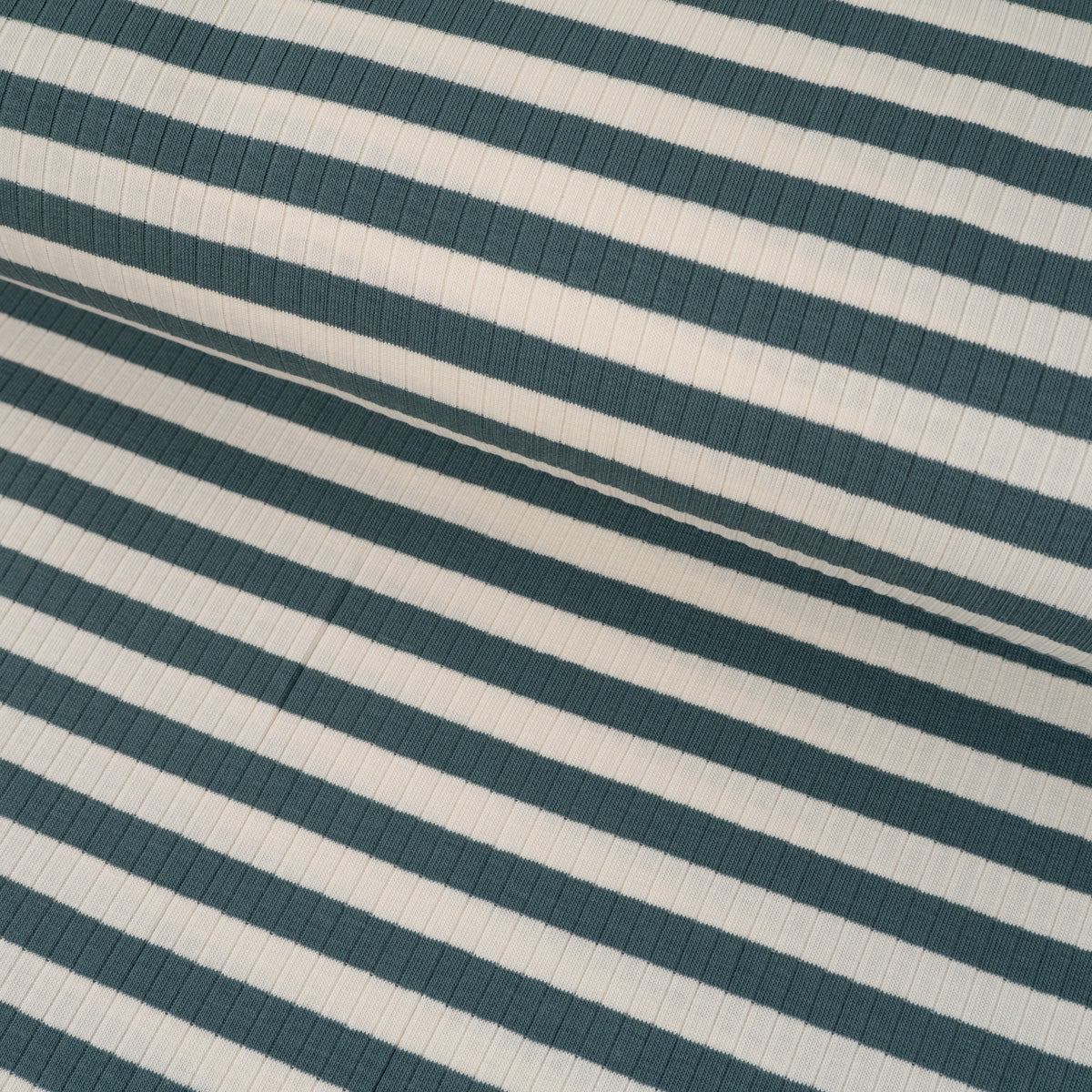 ikat-e-tissus-jersey-c-tel-stretch-rayures-p-trole-cru image 1
