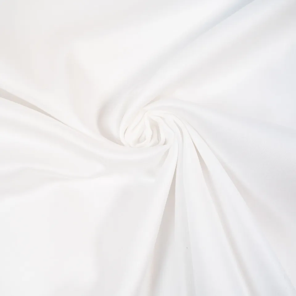 ikat-e-tissus-coupon-satin-de-coton-blanc-30-cm image 1