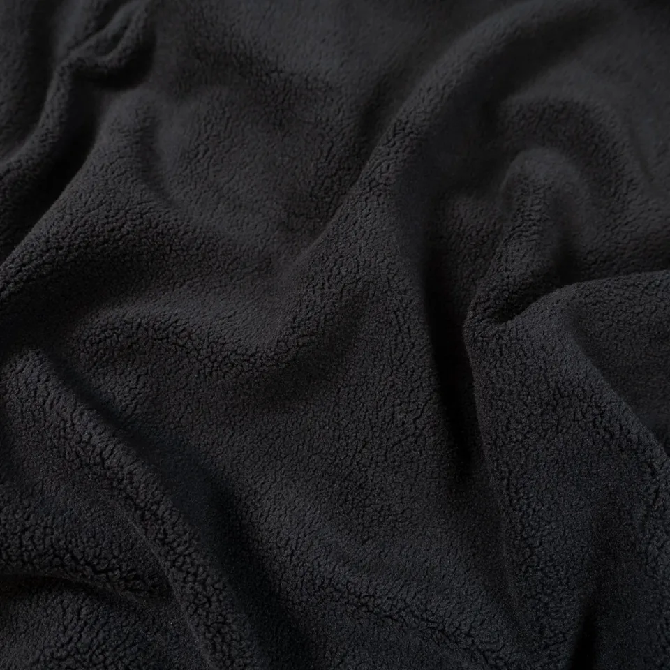 ikat-e-tissus-micro-polaire-noir-extensible image 1