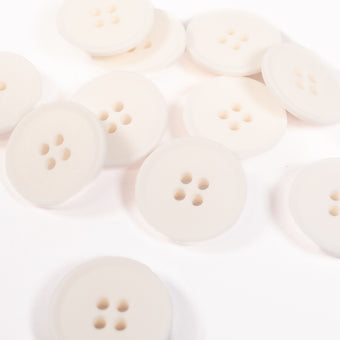 ikatee-bouton-mat-4-trous-blanc-20mm image 2