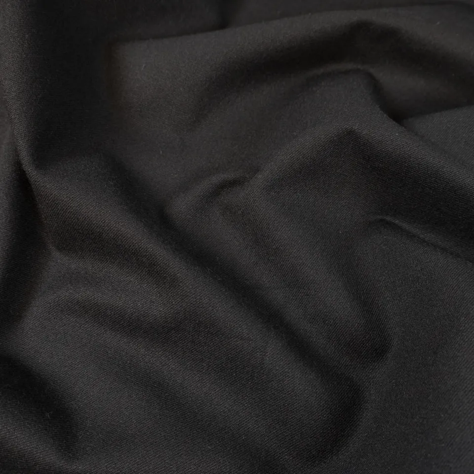 ikat-e-tissus-flanelle-viscose-noir-au-m-tre image 1