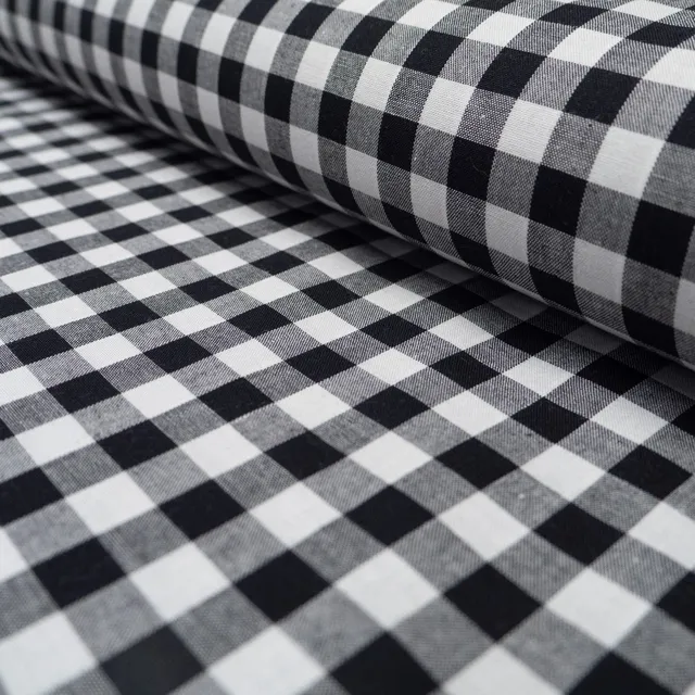 ikat-e-tissus-vichy-moyens-carreaux-noir-coton-9-mm image 1