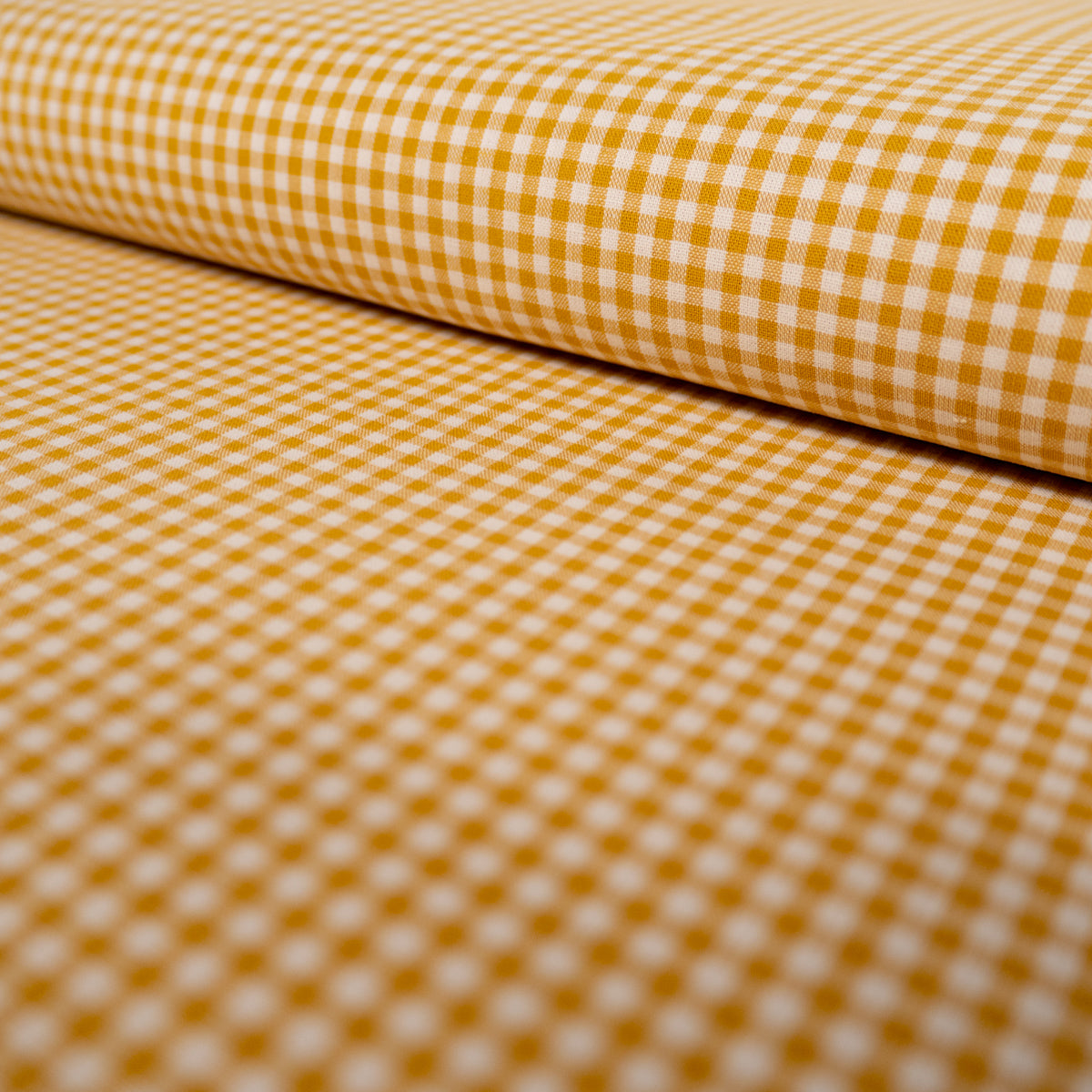 ikat-e-tissus-coupon-vichy-mini-jaune-soleil-45-cm image 2