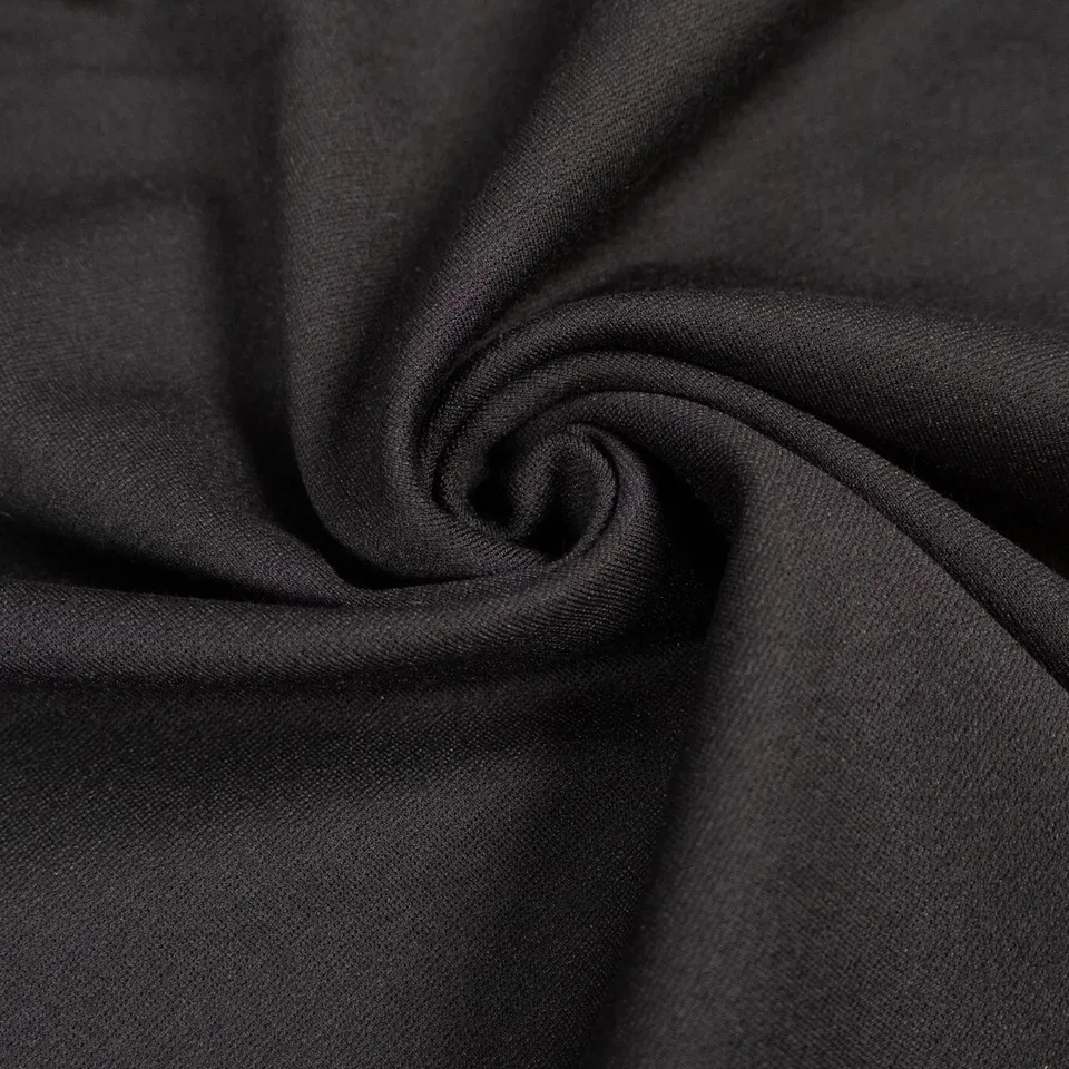 ikat-e-tissus-coupon-maille-milano-tissu-noir-extensible image 1