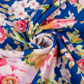 ikat-e-riviera-tissu-viscose-bleu-floral image 8