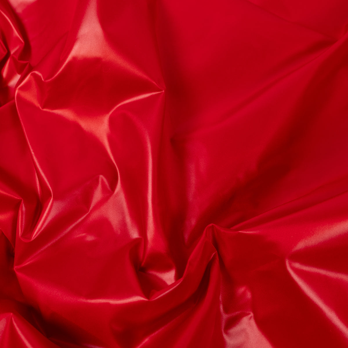 ikat-e-tissus-d-perlant-tissu-rouge-brillant-coupe-vent image 5