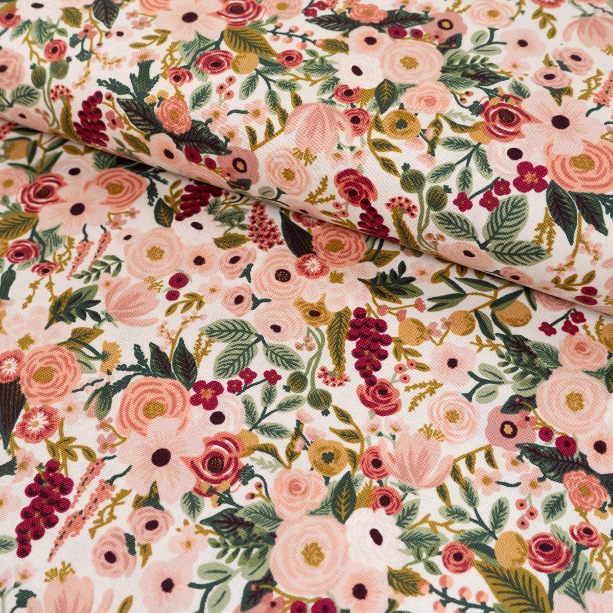 ikat-e-tissus-popeline-coton-rifle-paper-petite-rose image 1