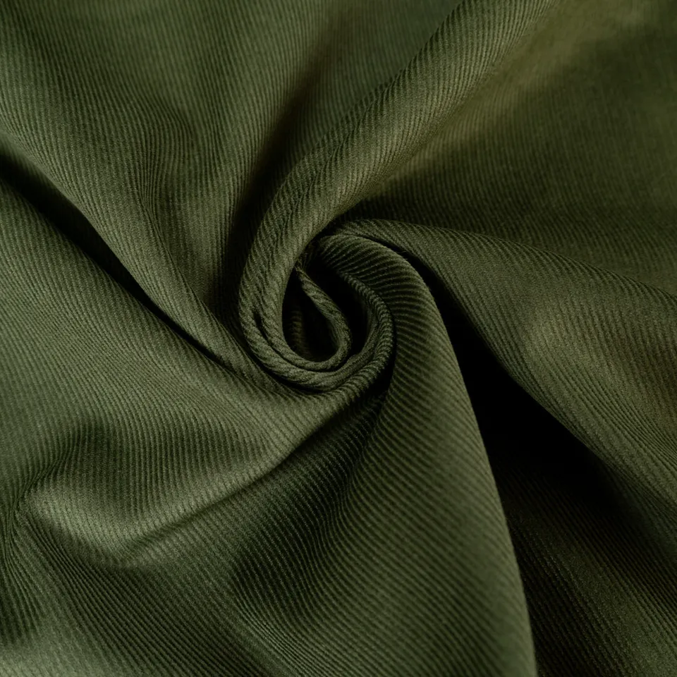 ikat-e-tissus-velours-milleraies-fin-21w-vert-for-t image 1