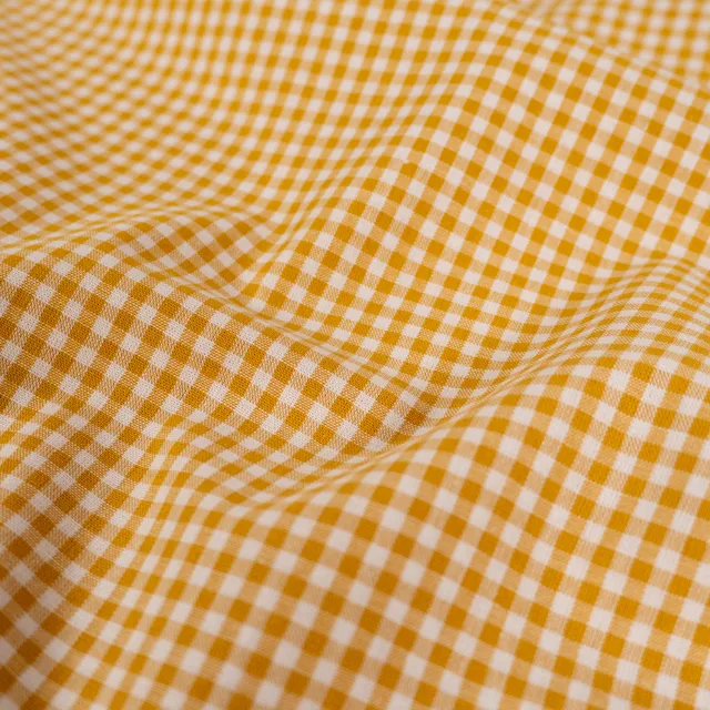ikat-e-tissus-coupon-vichy-mini-jaune-soleil-45-cm image 1