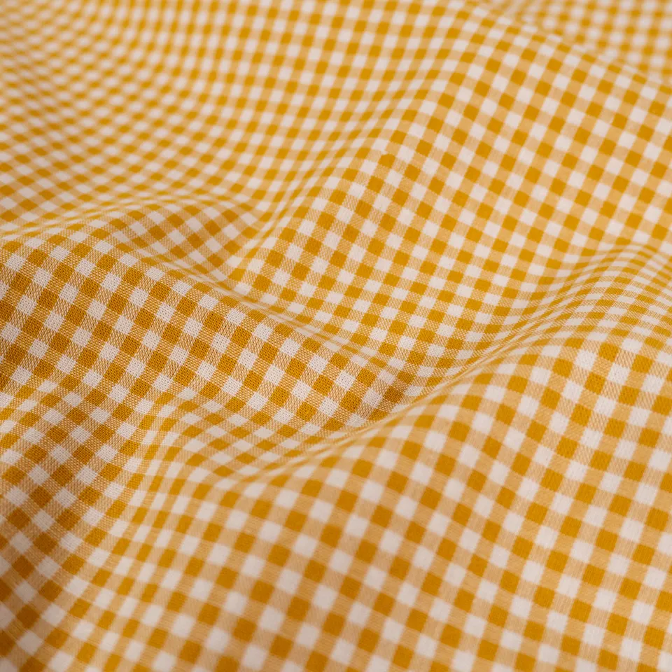 ikat-e-tissus-coupon-vichy-mini-jaune-soleil-45-cm image 1