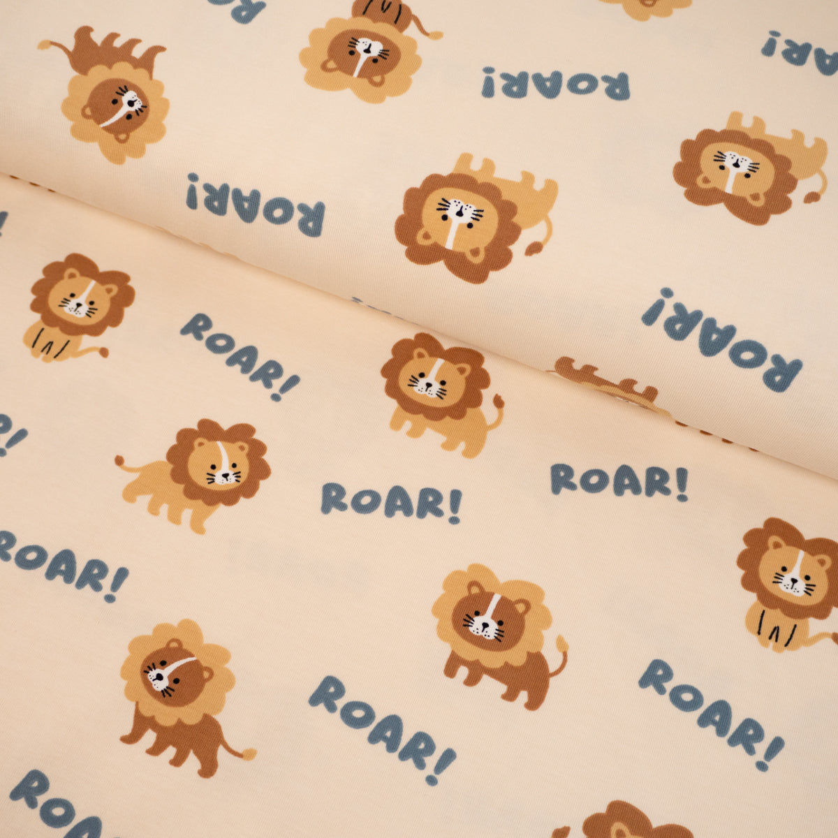 ikat-e-lions-roar-tissu-jersey-cru-lion-extensible image 1