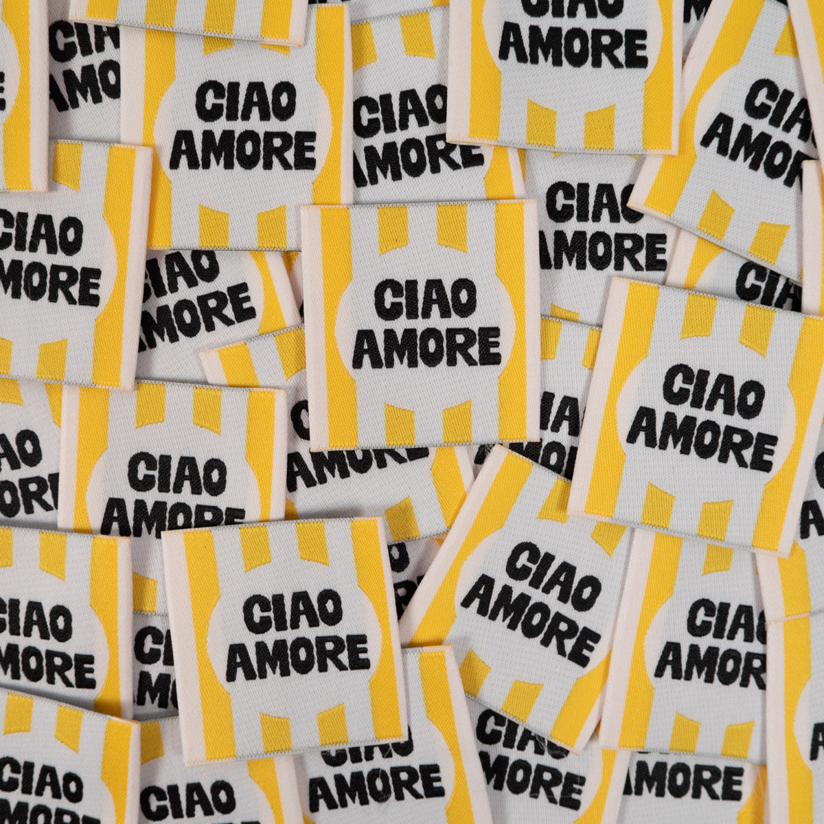 ikat-e-mercerie-tiquettes-ciao-amore-x5-jaune image 1