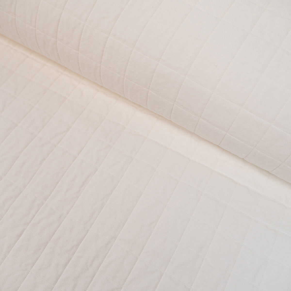 ikat-e-tissus-matelass-grands-carreaux-cru-coton image 1
