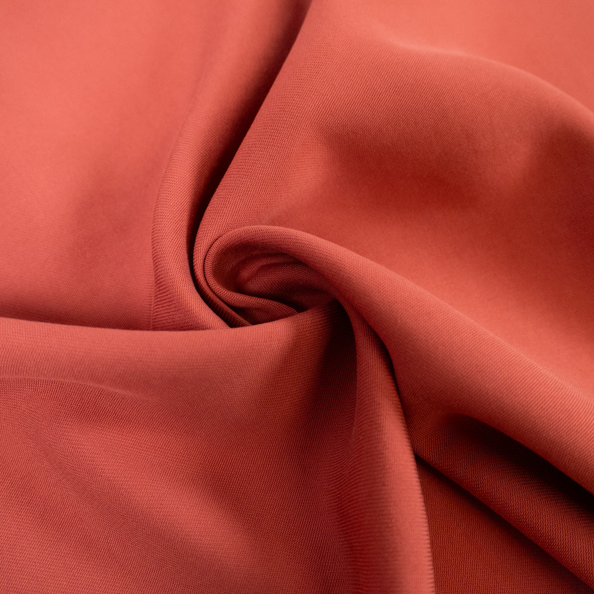 ikat-e-viscose-twill-coupon-tissu-paprika-rouge-140cm image 1