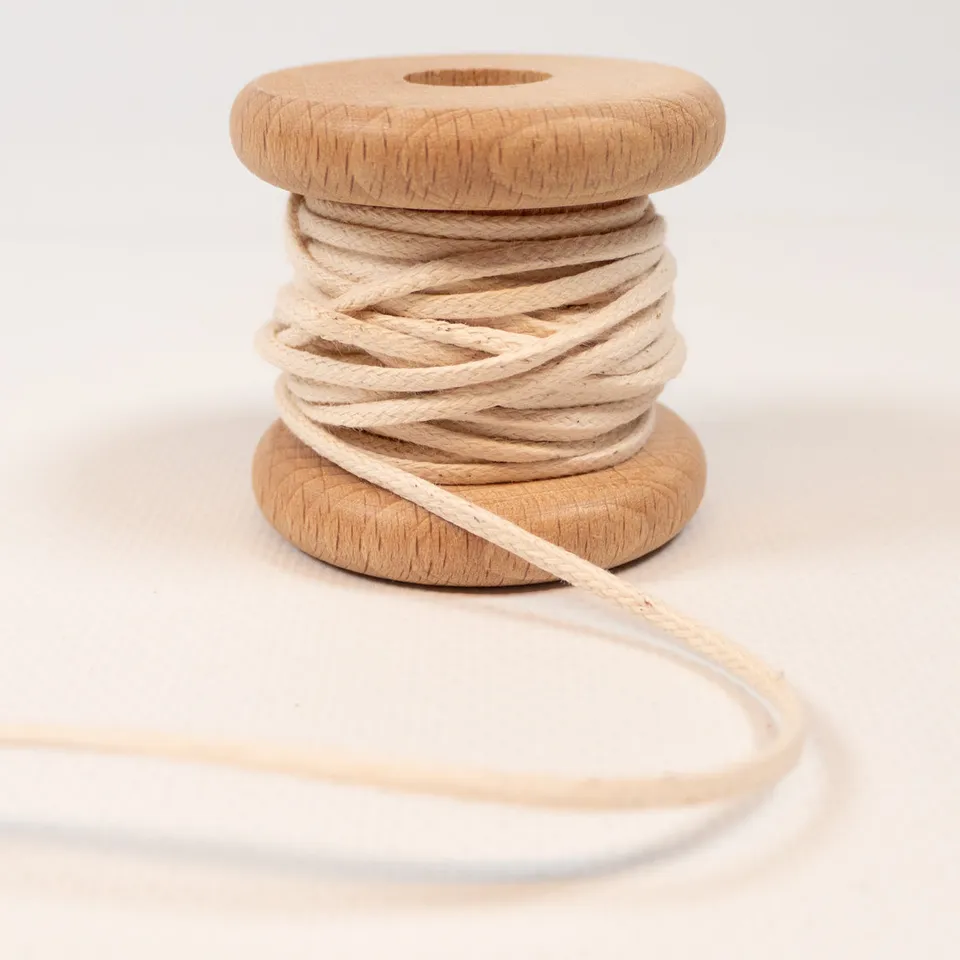 ikat-e-mercerie-cordon-coton-2-mm-cru image 1