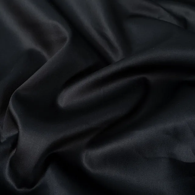 ikat-e-satin-de-coton-tissu-noir-c-r-monie image 1