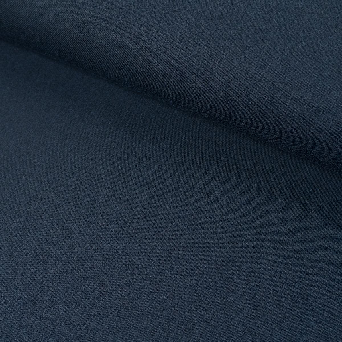 ikat-e-tissu-flanelle-viscose-marine-doux-au-m-tre image 5