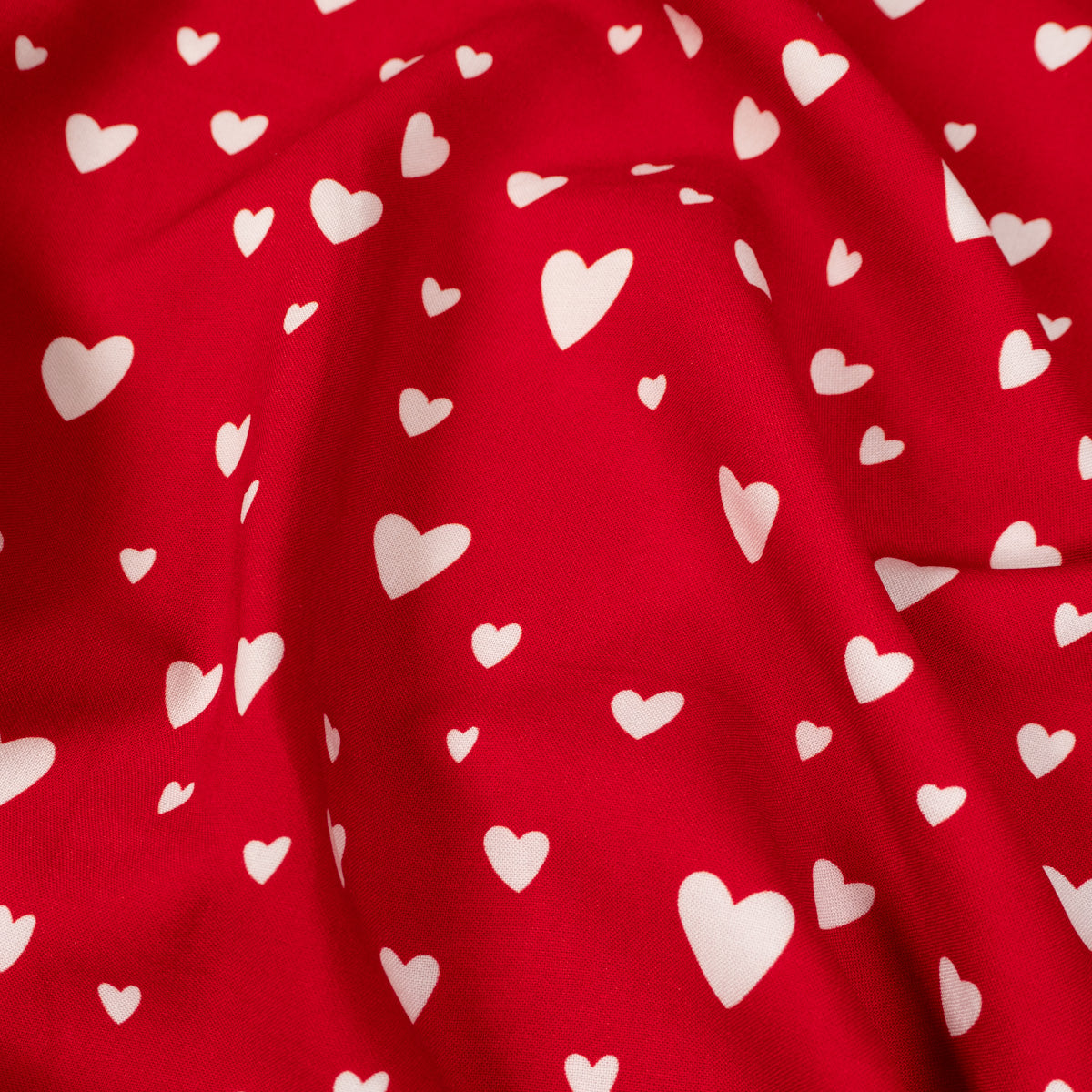 ikat-e-tissus-coupon-viscose-petit-c-ur-rouge-imprim image 6
