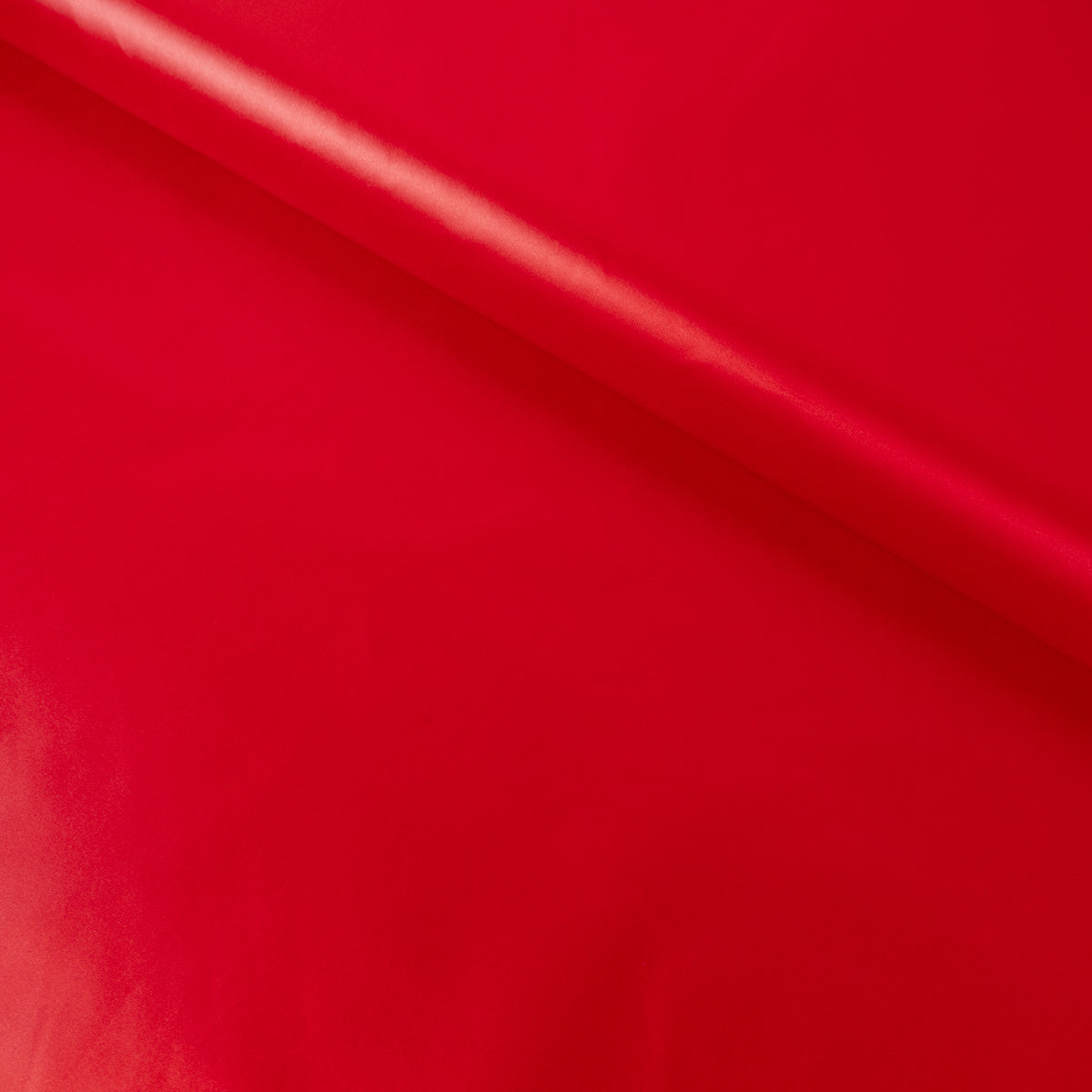 ikat-e-tissus-d-perlant-tissu-rouge-brillant-coupe-vent image 1