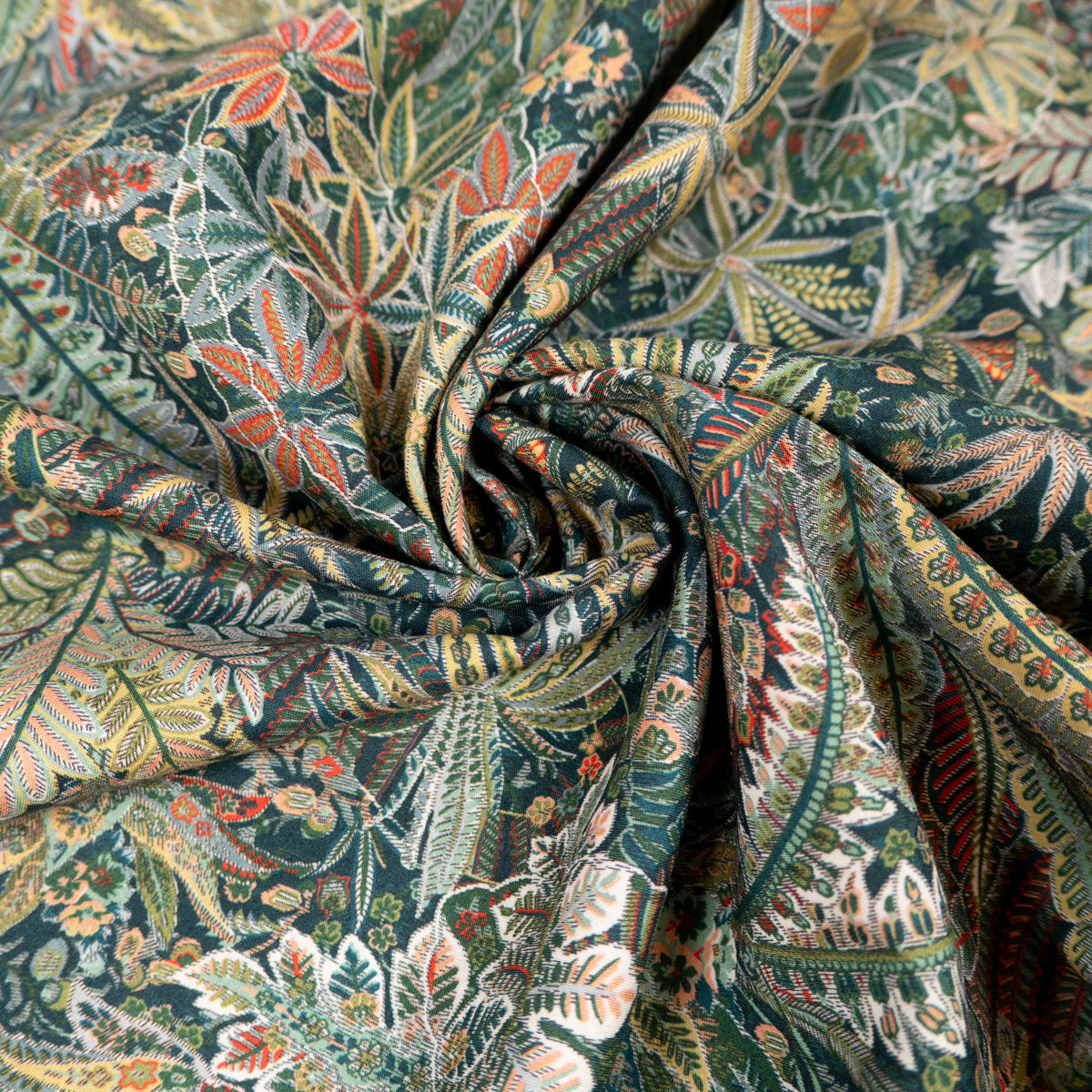 ikat-e-tissus-coupon-liberty-tana-lawn-grosvenor-vert-25cm image 4