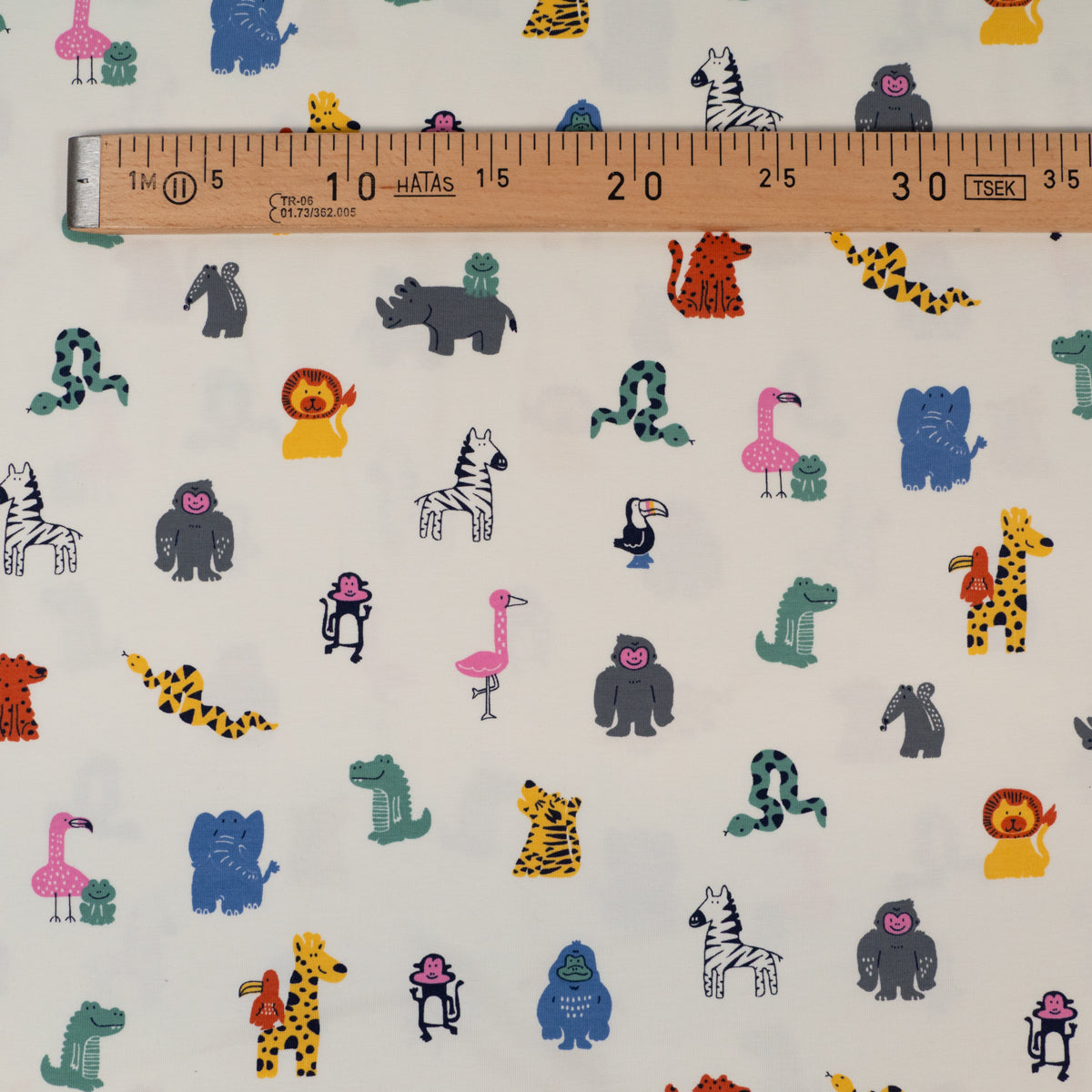 ikat-e-jersey-animaux-safari-cru-tissu-enfant-stretch image 4
