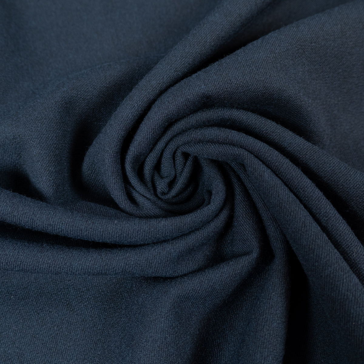 ikat-e-tissu-flanelle-viscose-marine-doux-au-m-tre image 2