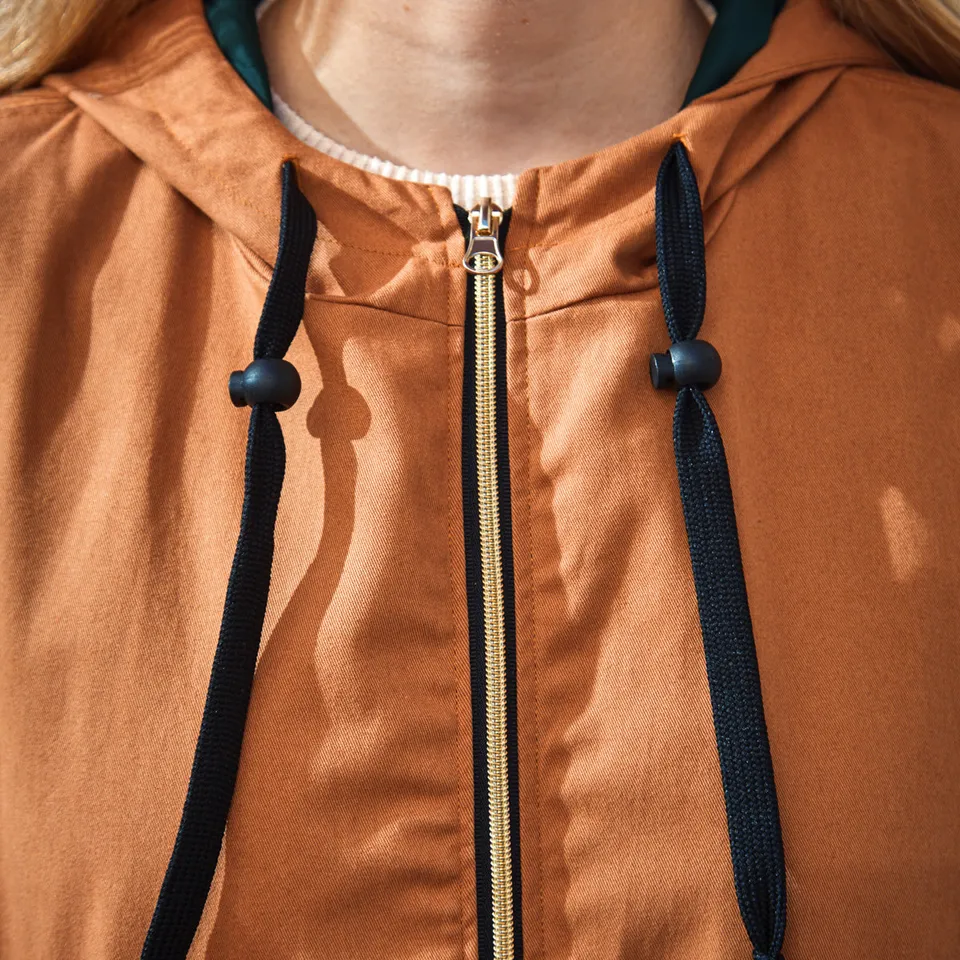 ikat-e-mercerie-serre-cordon-boule-noir-plastique image 1