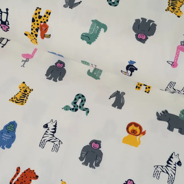 ikat-e-jersey-animaux-safari-cru-tissu-enfant-stretch image 1