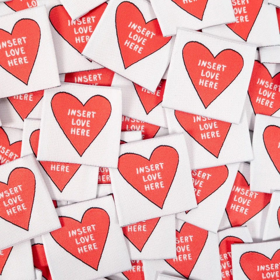 ikat-e-mercerie-hier-liebe-tiquettes-tiss-es-x5-amour image 1