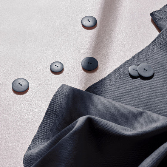 atelier-brunette-tissu-gabardine-deep-charcoal-coton image 2