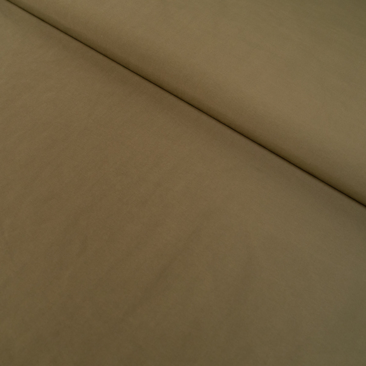 ikat-e-tissus-toile-d-perlante-mate-vert-kaki-au-m-tre image 1