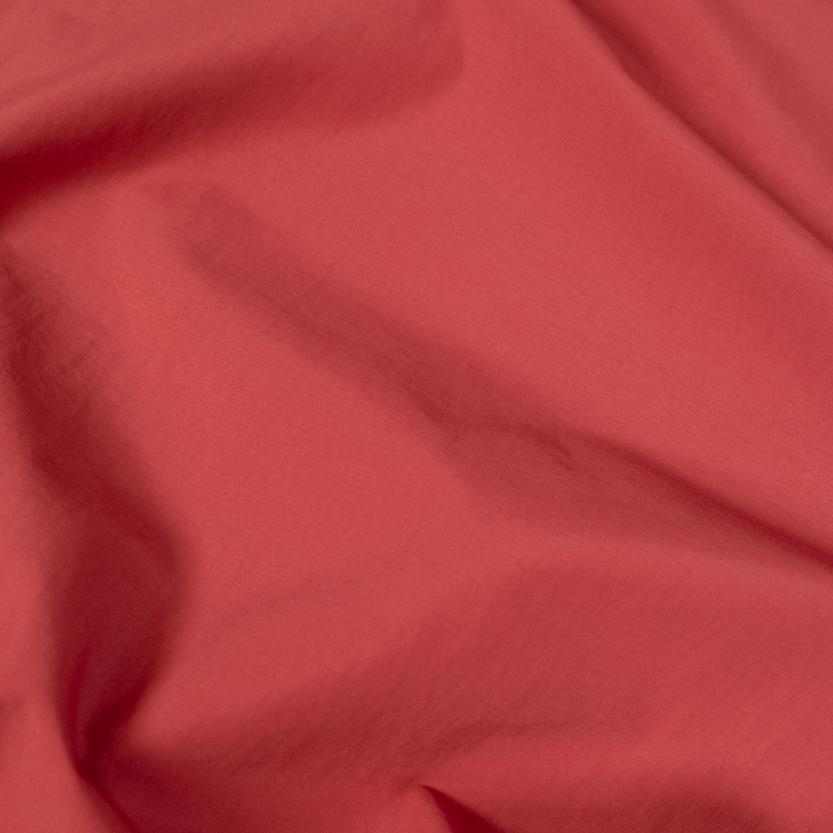 ikat-e-tissus-toile-d-perlante-mate-rouge-p-che image 1