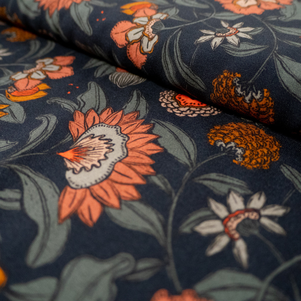 ikat-e-mumbai-coupon-viscose-bleu-75-cm image 5