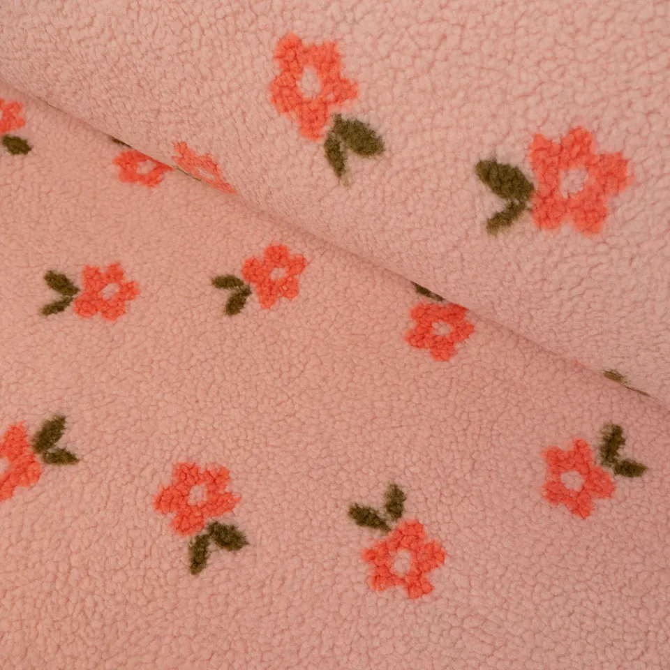 ikat-e-tissu-teddy-jacquard-fleurettes-tissu-rose-fleurs image 1
