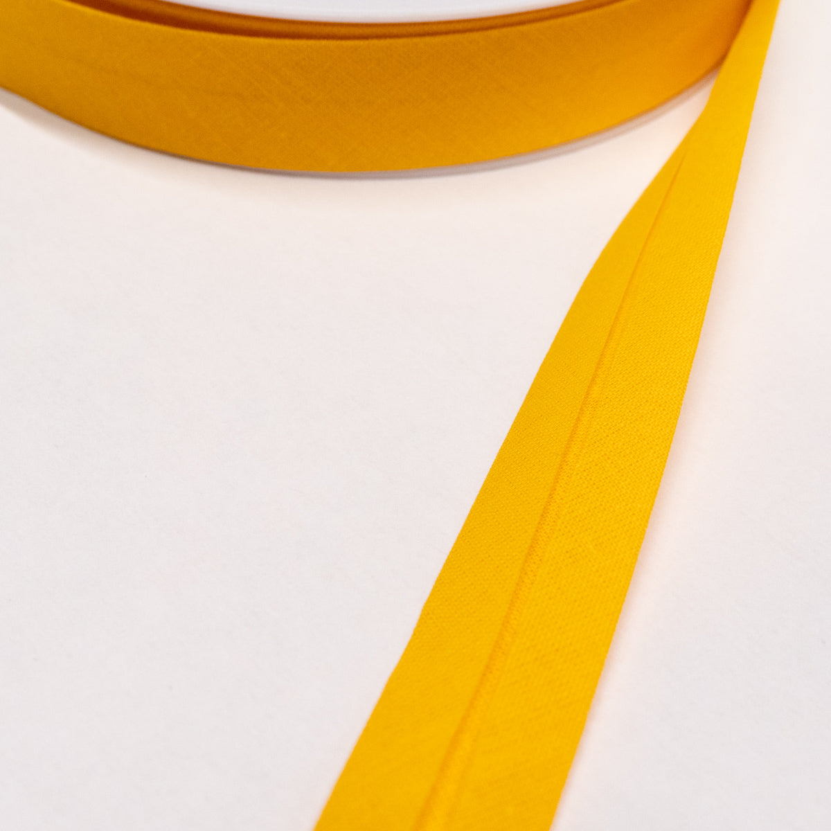 toutextile-biais-ocre-jaune-20mm-au-m-tre-coton image 2