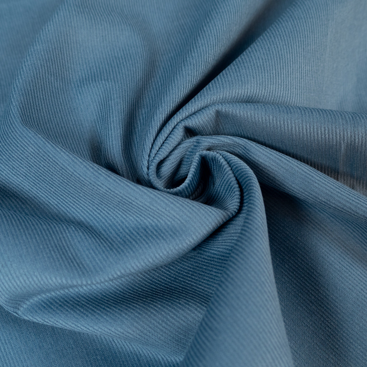 ikat-e-tissus-velours-milleraies-fin-21w-bleu image 1