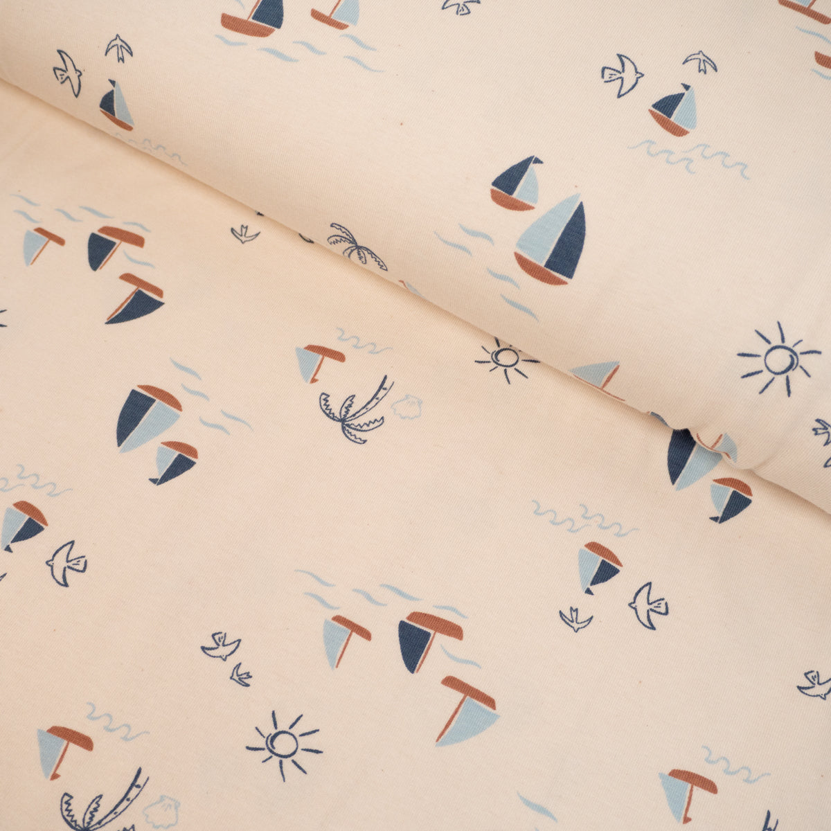 ikat-e-tissus-jersey-seaside-tissu-cru-bateaux-gots image 1
