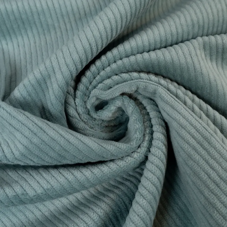 ikat-e-velours-tissu-moyennes-c-tes-menthe image 1