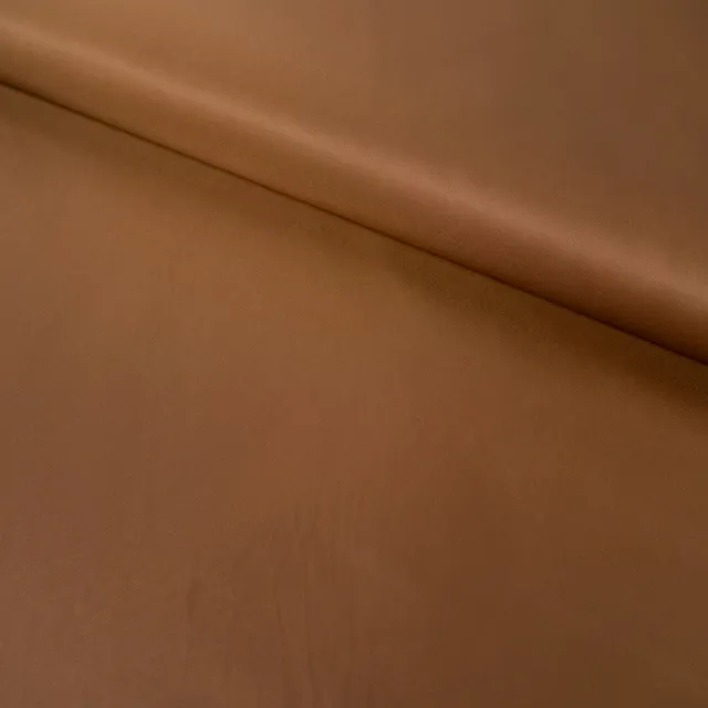 ikat-e-tissus-d-perlant-brillant-muscade-coupe-vent image 1