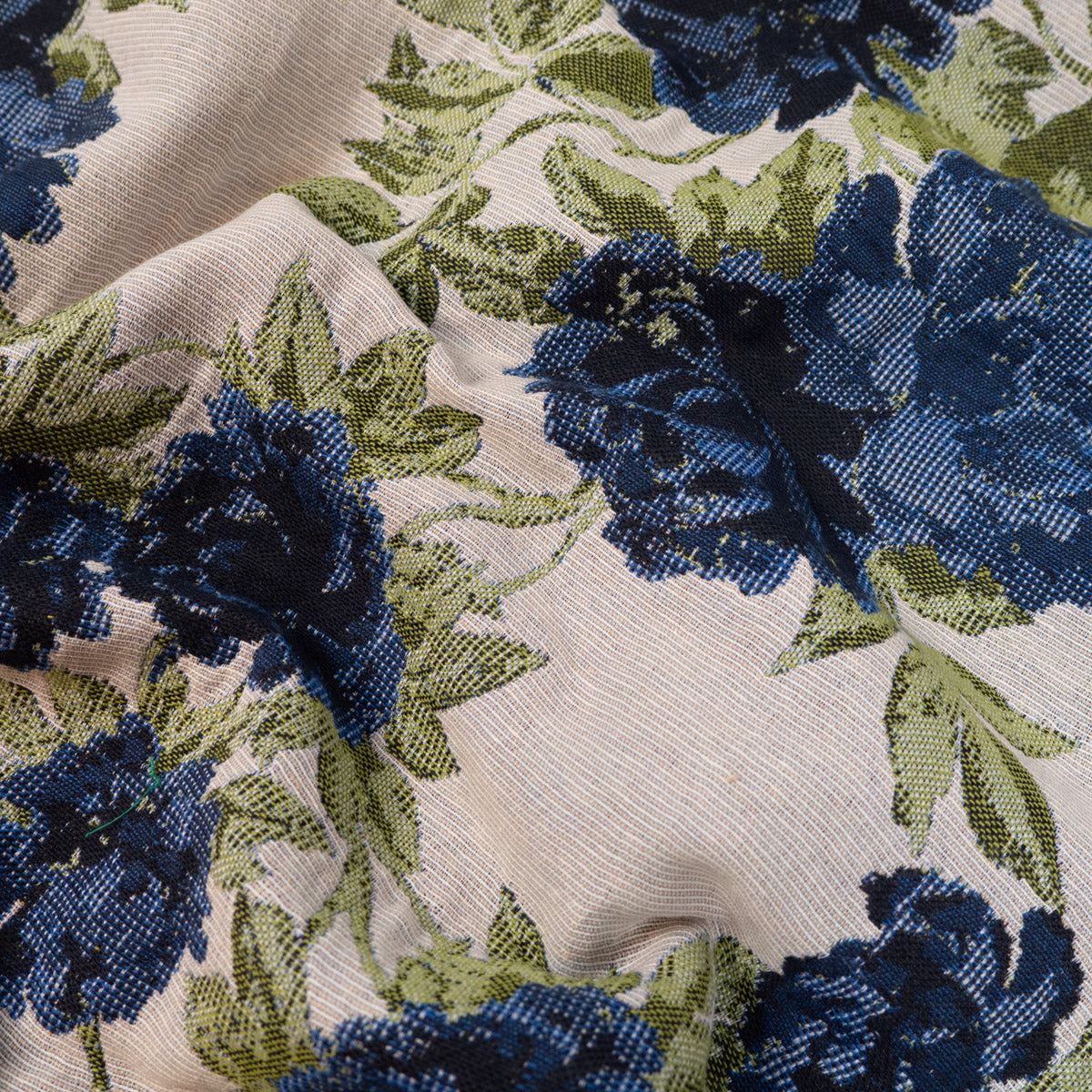 ikat-e-hortensia-coupon-tissu-jacquard-bleu-25-cm image 7