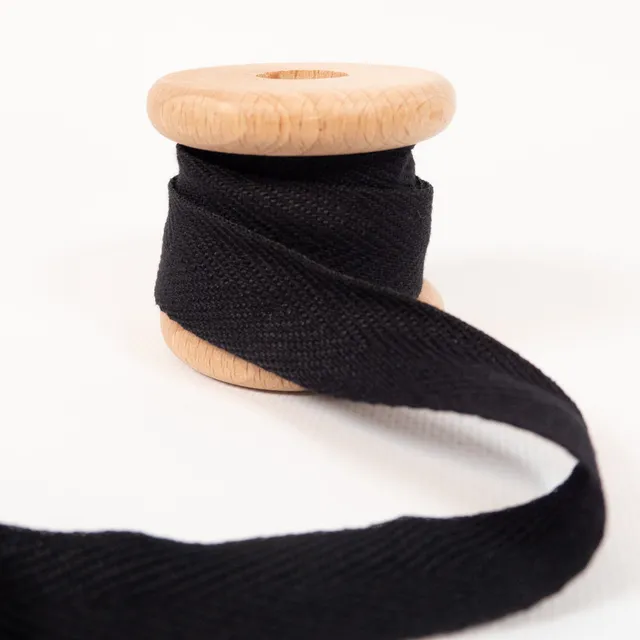 ikatee-mercerie-ruban-serg-coton-20-mm-noir image 1
