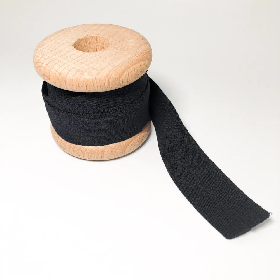 ikat-e-mercerie-biais-lastique-lingerie-mat-noir-20mm image 1