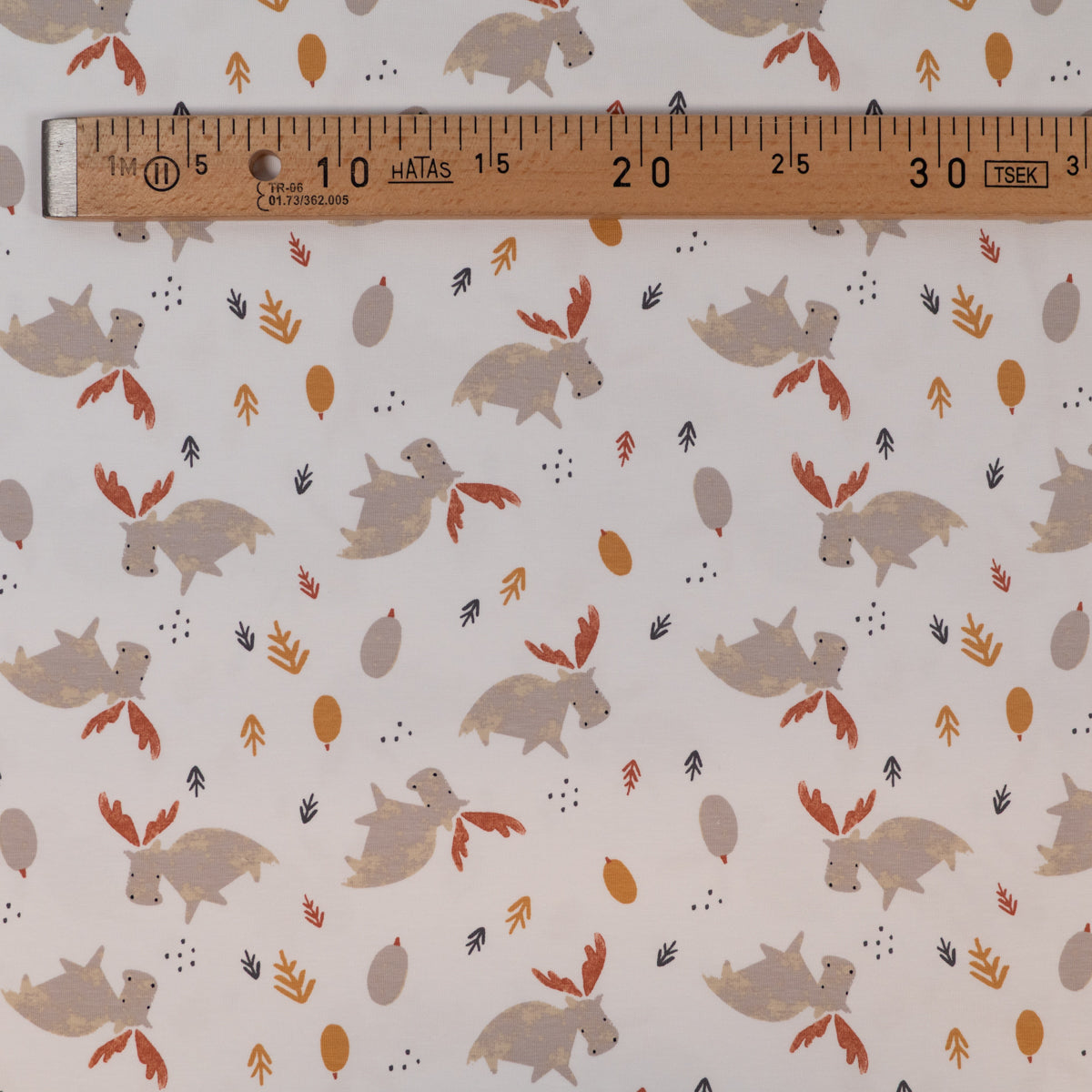 ikatee-rennes-magiques-tissu-jersey-blanc-animaux image 4
